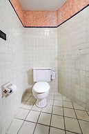 Spacious House with Pool