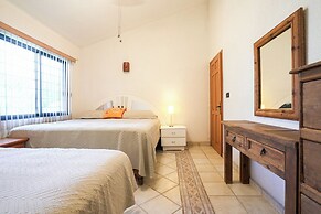 Spacious House with Pool