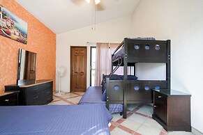 Spacious House with Pool