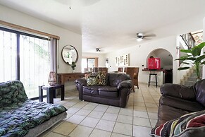 Spacious House with Pool