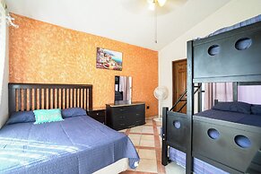 Spacious House with Pool