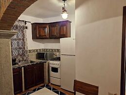 Cozy Colonial Style Azotea Apartments