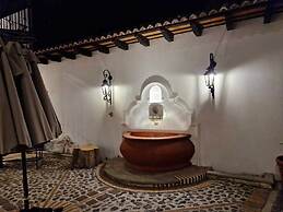 Cozy Colonial Style Azotea Apartments