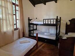 Cozy Colonial Style Azotea Apartments