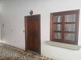 Cozy Colonial Style Azotea Apartments