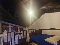 Cozy Colonial Style Azotea Apartments