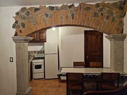 Cozy Colonial Style Azotea Apartments