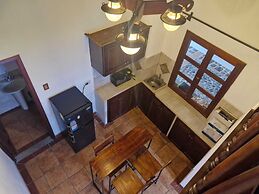 Cozy Colonial Style Azotea Apartments