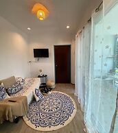 Dream Villa Beachfront Sunset