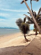 Dream Villa Beachfront Sunset