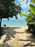 Dream Villa Beachfront Sunset