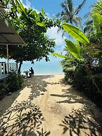 Dream Villa Beachfront Sunset