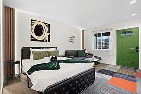 Beachy 1BR Escape with SofaBed Golf