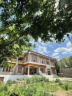 LADAKH COUNTRY INN