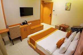 Hotel Cheer Royale