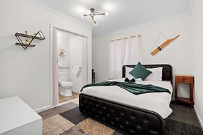 Peaceful 1BR Stay - Golf & Beach