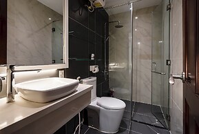 Otis Aparthotel Phu Nhuan Rooftop View