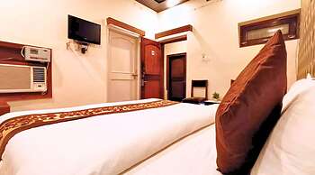 Hotel Vijay Deluxe