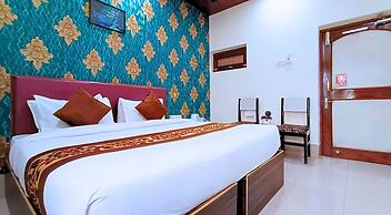 Hotel Vijay Deluxe