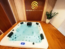 San Seize Hanoi Hotel
