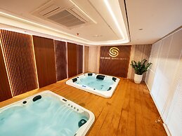 San Seize Hanoi Hotel