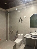 Crimson inn by Senderos De Pine