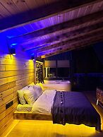 Sisorti Suit Bungalov