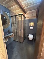 Sisorti Suit Bungalov