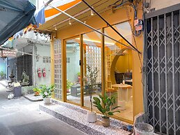 Au Luna Bangkok Hostel