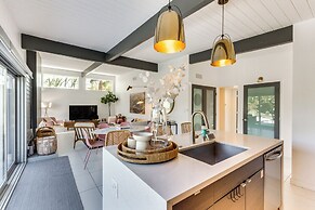 Luxe Outdoor Living: Palm Springs Retreat w/ View!