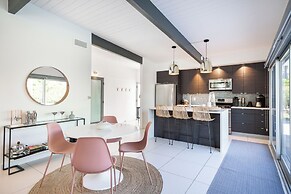 Luxe Outdoor Living: Palm Springs Retreat w/ View!