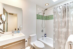 Luxe Outdoor Living: Palm Springs Retreat w/ View!