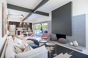 Luxe Outdoor Living: Palm Springs Retreat w/ View!