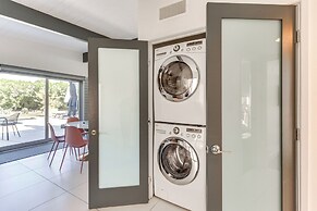 Luxe Outdoor Living: Palm Springs Retreat w/ View!