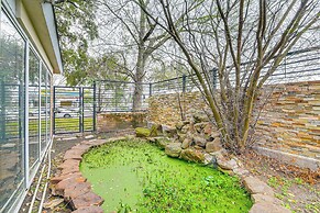 12 Mi to Dtwn Houston: Peaceful Home w/ Yard!