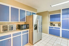 12 Mi to Dtwn Houston: Peaceful Home w/ Yard!