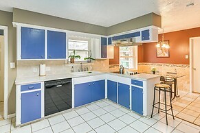 12 Mi to Dtwn Houston: Peaceful Home w/ Yard!