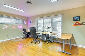 12 Mi to Dtwn Houston: Peaceful Home w/ Yard!