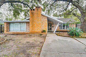 12 Mi to Dtwn Houston: Peaceful Home w/ Yard!