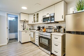 9 Mi to Mall of America: Convenient Apartment!