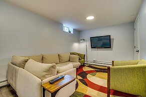 9 Mi to Mall of America: Convenient Apartment!