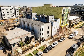 Walk to Mile High Stadium: Modern Denver Townhome
