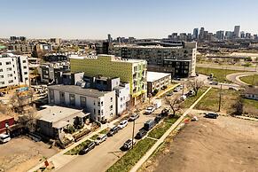 Walk to Mile High Stadium: Modern Denver Townhome