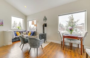 Scenic & Cozy 'sweet Northern Comfort' in Homer!