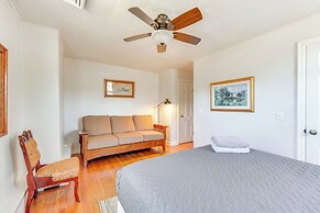 Pet Friendly: Historic East Stroudsburg Manor