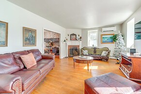 Pet Friendly: Historic East Stroudsburg Manor