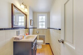 Pet Friendly: Historic East Stroudsburg Manor