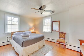 Pet Friendly: Historic East Stroudsburg Manor
