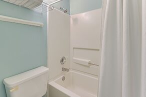 Family-friendly Fort Walton Beach Condo w/ Views