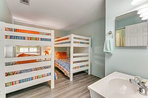 Family-friendly Fort Walton Beach Condo w/ Views